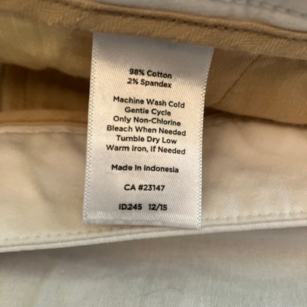 Talbots "The Perfect Skimmer" White Capri Pants Size 6 - Picture 7 of 12